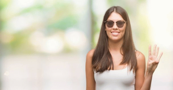 چگونه طوطی برزیلی را سخنگو کنیم؟ 14 نکته در 6 قدم